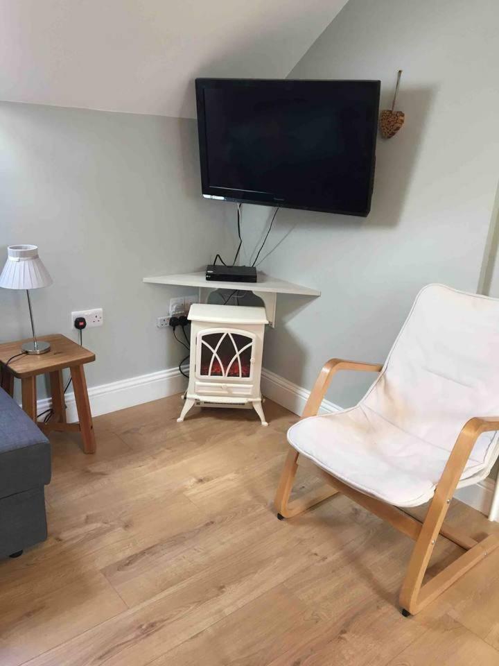 Hill House Apartment Maghera  Dış mekan fotoğraf